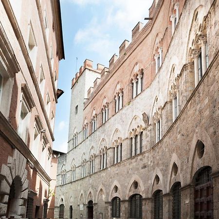 Violante House Appartamento Siena Exterior photo